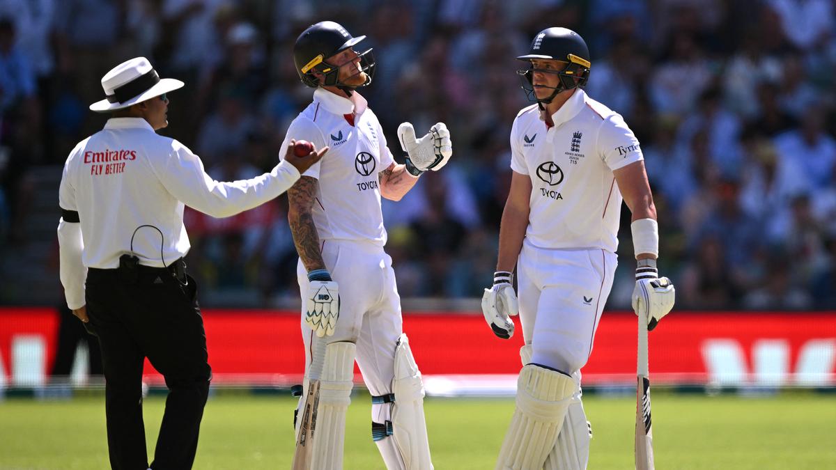 Snicko versus UltraEdge explained Why Ashes DRS decisions face growing doubt