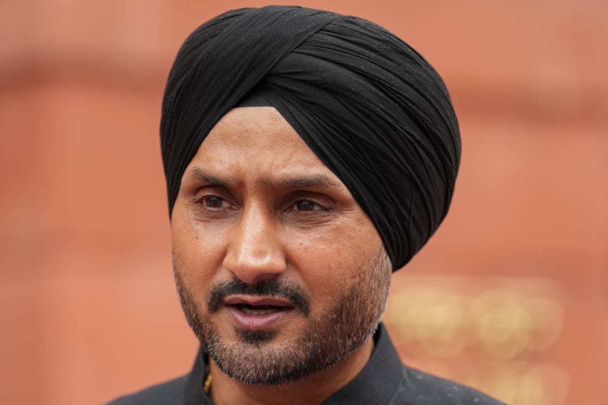 Bangladesh Wants T20 WC Matches Outside India Harbhajan Singh Responds