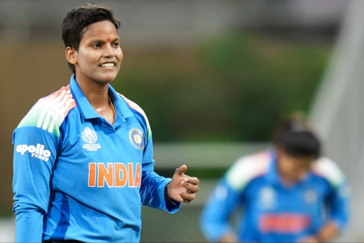 Australian star beats Deepti Sharma to become the top ranked T20I bowler