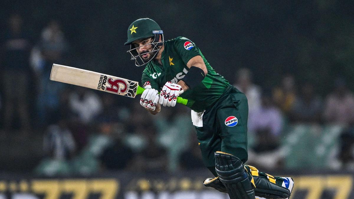 Pakistan beats Sri Lanka by six wickets in first T20I to take series lead