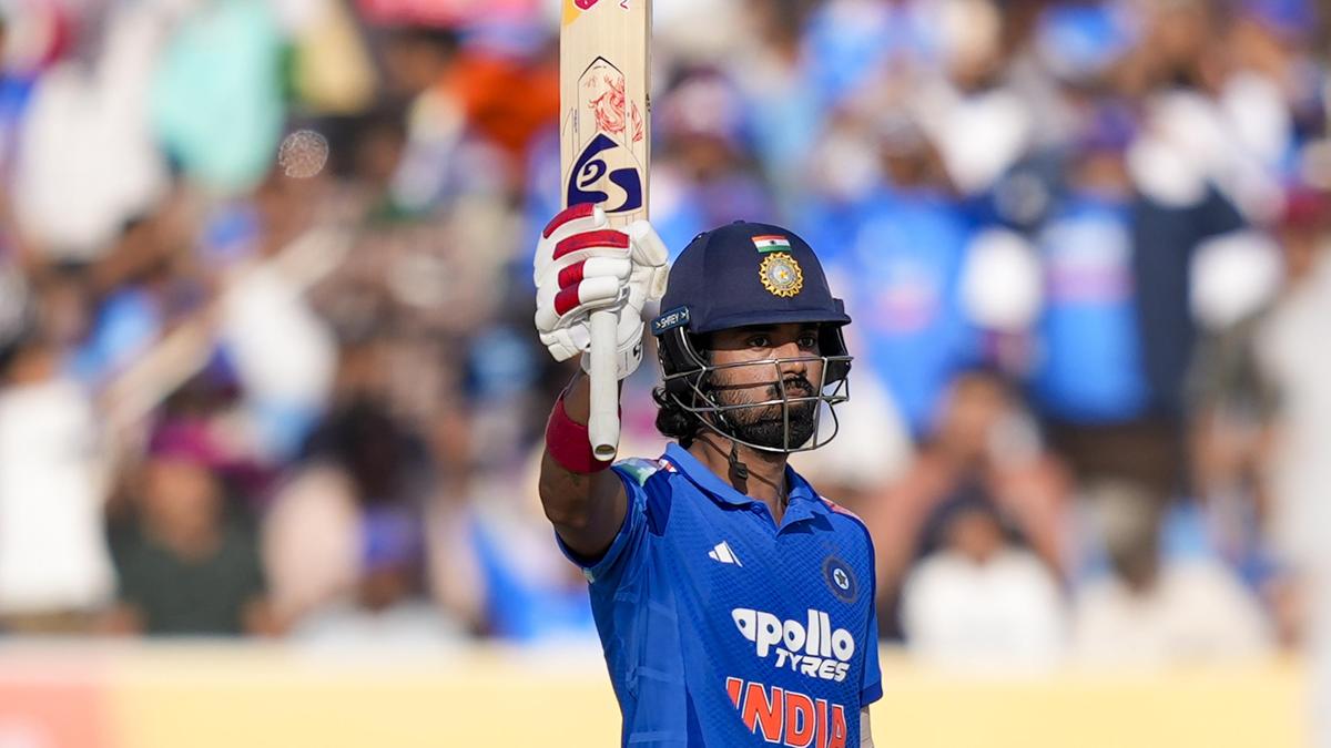 KL Rahul smashes century as India dominate second ODI against New Zealand