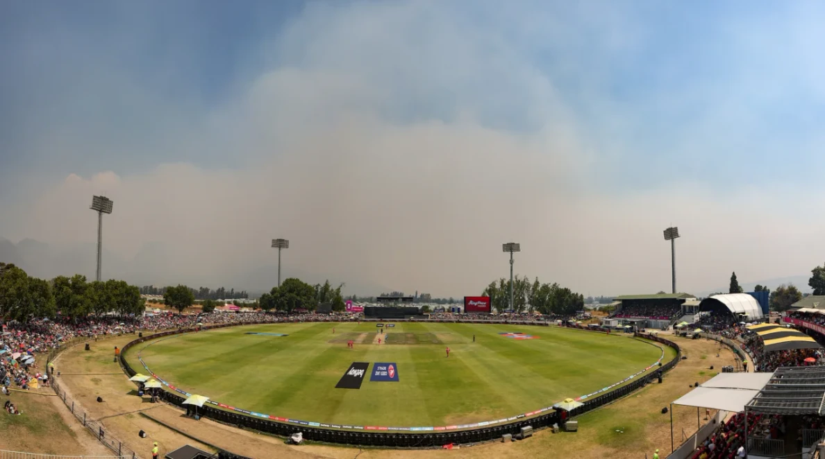 Parking Lot Fire Erupts During Paarl Royals Versus Pretoria Capitals SA20 2026