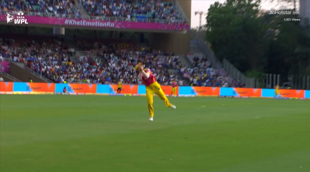 Harleen Deol pulls off Kapil Dev style catch to stun opponents in T20 clash