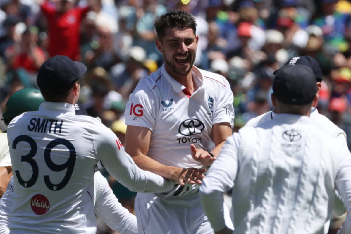 Almost Retired England Player of the Match Stars in Boxing Day Ashes Win