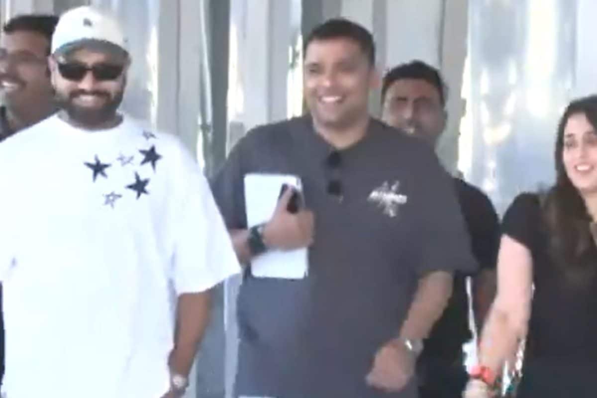 Rohit Sharma Arrives In Ahmedabad Ahead Of India New Zealand T20 World Cup Final